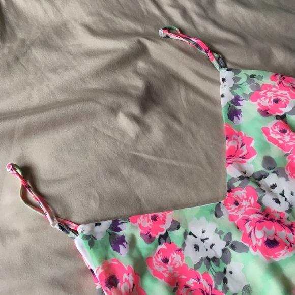 Floral Boho Crop Top - Picture 3 of 7